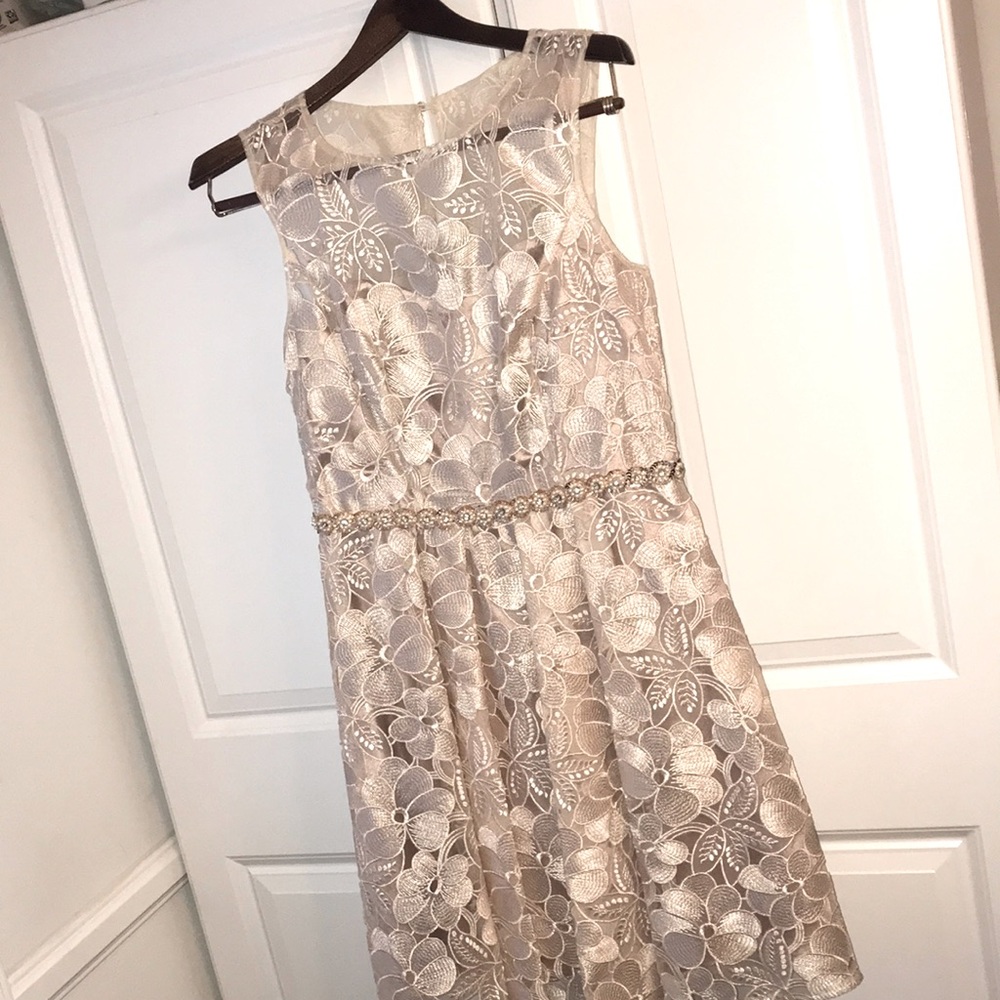Decode 1.8 Lace Overlay Beaded Dress Size 6